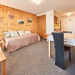 Greppon 306 By Interhome *